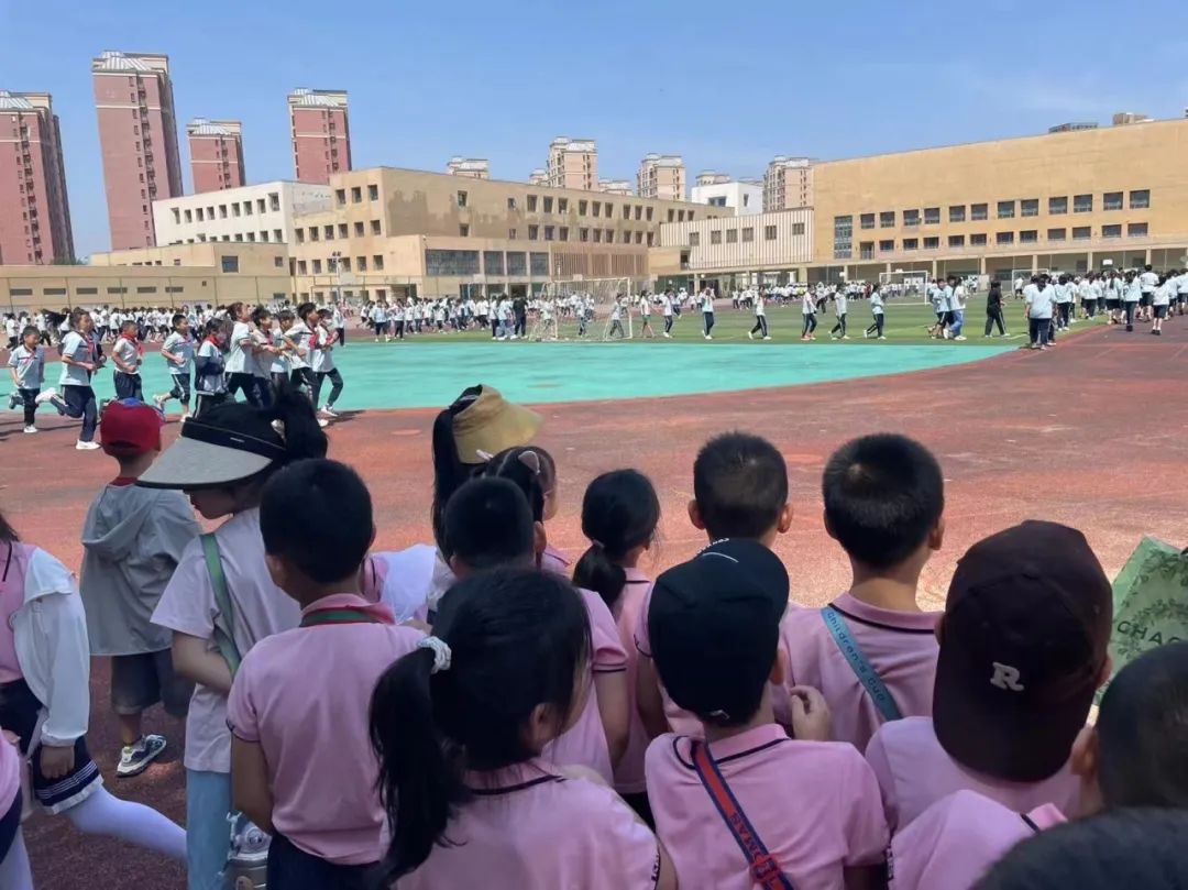 初探小学,“幼”见成长——王稳庄镇中心幼儿园幼小衔接“参观小学”主题活动 第65张