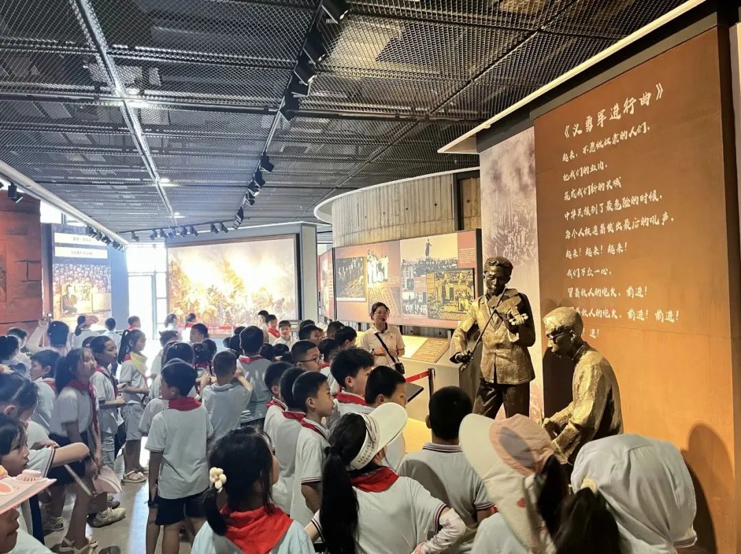花园小学“国歌嘹亮 耕读童年”——庆六一•红领巾爱祖国研学实践活动 第25张 花园小学“国歌嘹亮 耕读童年”——庆六一•红领巾爱祖国研学实践活动 第25张