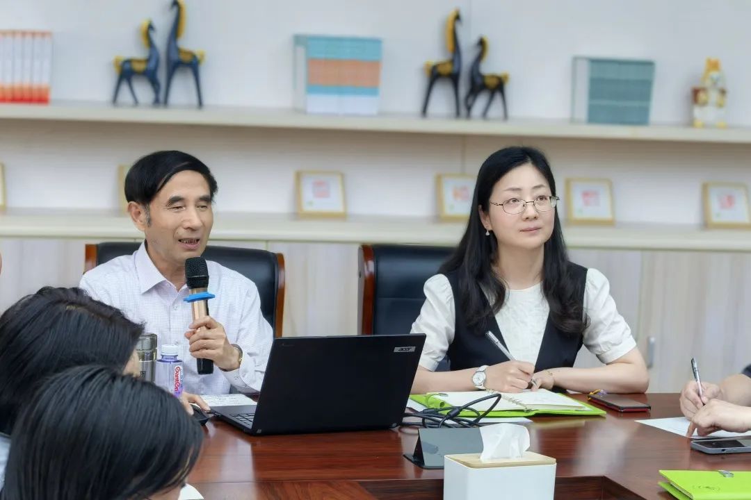 凝心聚力 铸就师魂 四团小学开展师德师风建设系列活动之一 第3张 凝心聚力 铸就师魂 四团小学开展师德师风建设系列活动之一 第3张