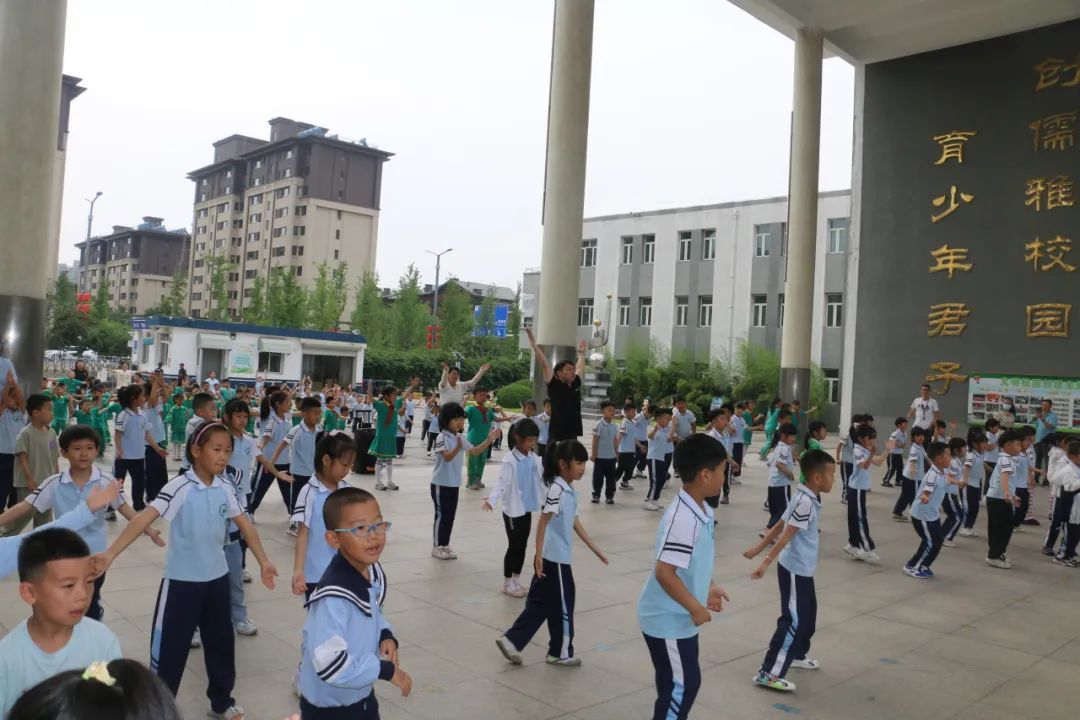 礼遇小学 筑梦成长——丰润区迎宾路幼儿园参观小学活动 第48张 礼遇小学 筑梦成长——丰润区迎宾路幼儿园参观小学活动 第48张
