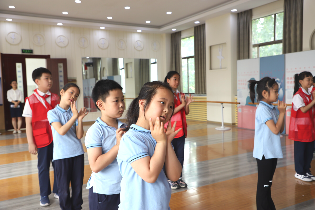 【幼小衔接】小学长啥样?我想去看看——济南市经五路幼儿园幼小衔接系列活动之走进小学 第75张 【幼小衔接】小学长啥样?我想去看看——济南市经五路幼儿园幼小衔接系列活动之走进小学 第75张