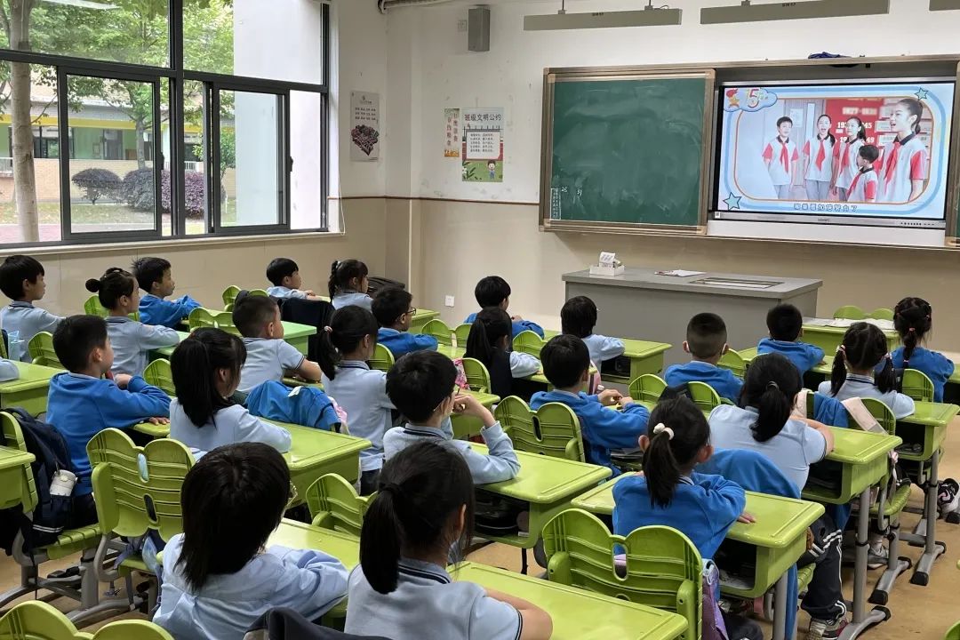 入队仪式丨2024年度闵行区虹桥中心小学少先队入队仪式 第12张 入队仪式丨2024年度闵行区虹桥中心小学少先队入队仪式 第12张