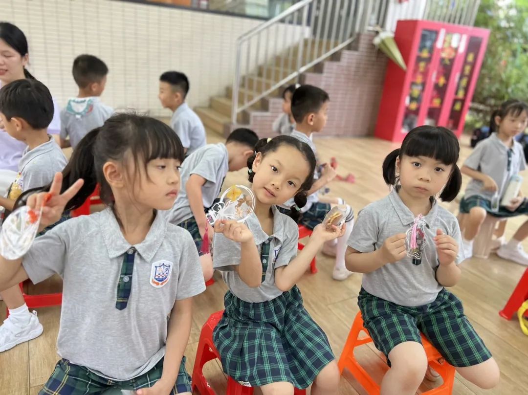 小学之初印象——华南师范大学幼教实验基地·新世界凯粤湾实验幼儿园大班级参观小学 第40张 小学之初印象——华南师范大学幼教实验基地·新世界凯粤湾实验幼儿园大班级参观小学 第40张