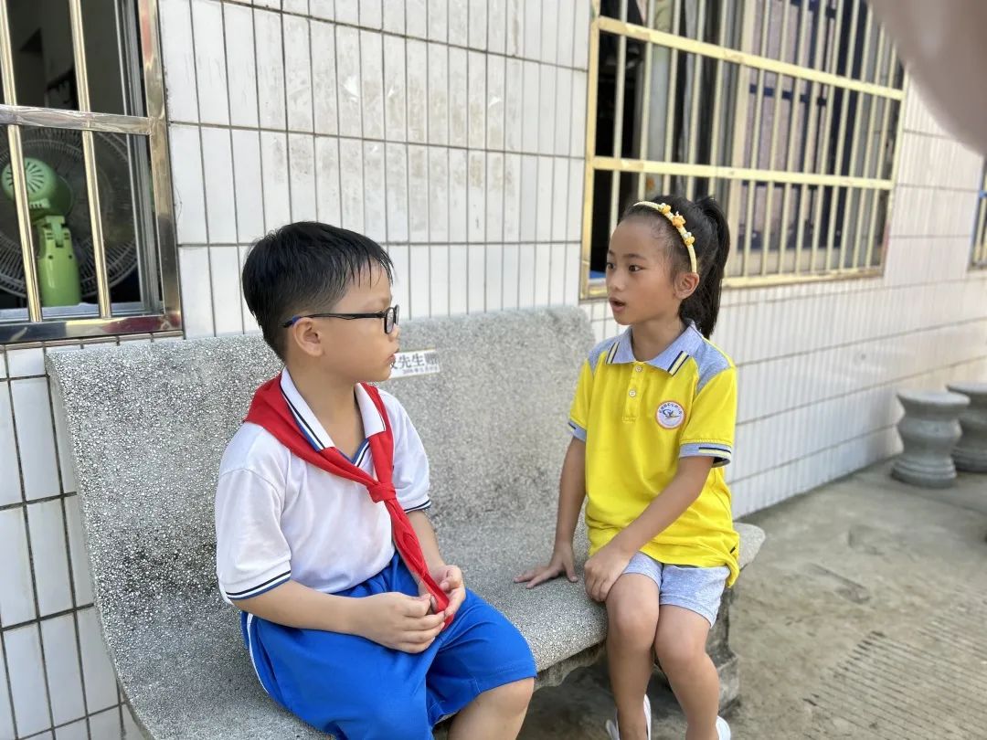 一场与小学的亲密对话——琼海市长坡镇中心幼儿园幼小衔接活动之参观小学 第46张 一场与小学的亲密对话——琼海市长坡镇中心幼儿园幼小衔接活动之参观小学 第46张