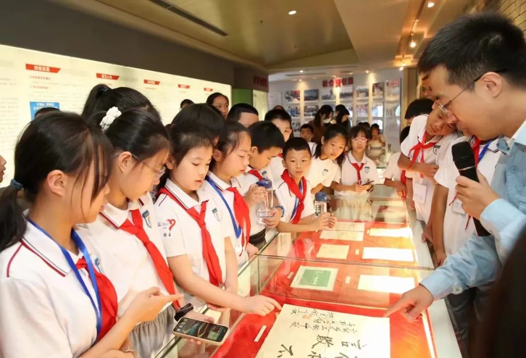 湖南省凤凰县阿拉石化小学“优才生”赴荔园小学跟班研学 第81张 湖南省凤凰县阿拉石化小学“优才生”赴荔园小学跟班研学 第81张