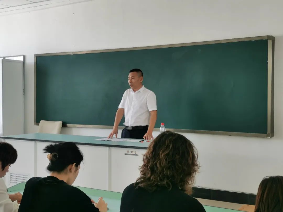 用爱护航 决胜中考——营口市第二十九中学召开九年级中考考前家长会 第7张 用爱护航 决胜中考——营口市第二十九中学召开九年级中考考前家长会 第7张