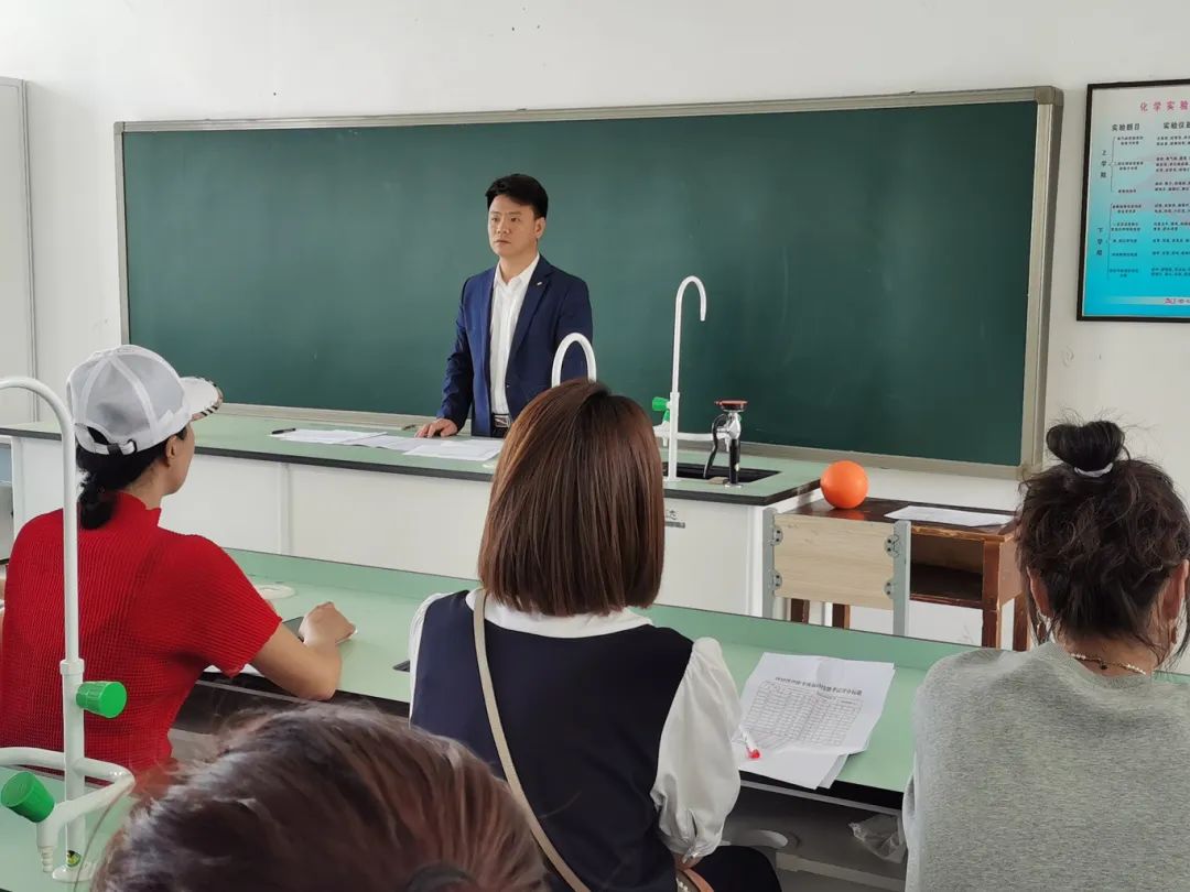 用爱护航 决胜中考——营口市第二十九中学召开九年级中考考前家长会 第11张 用爱护航 决胜中考——营口市第二十九中学召开九年级中考考前家长会 第11张