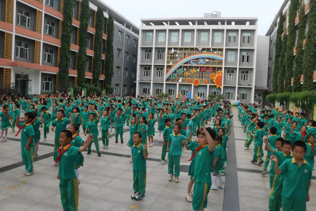 礼遇小学 筑梦成长——丰润区迎宾路幼儿园参观小学活动 第46张 礼遇小学 筑梦成长——丰润区迎宾路幼儿园参观小学活动 第46张