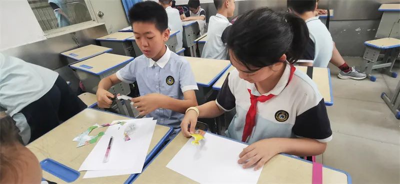 【碑林教育】时时逐光 心心向荣|铁五小学心理健康月活动丰富多彩 第39张