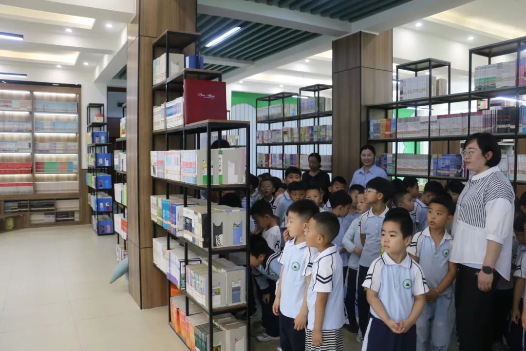礼遇小学 筑梦成长——丰润区迎宾路幼儿园参观小学活动 第22张 礼遇小学 筑梦成长——丰润区迎宾路幼儿园参观小学活动 第22张