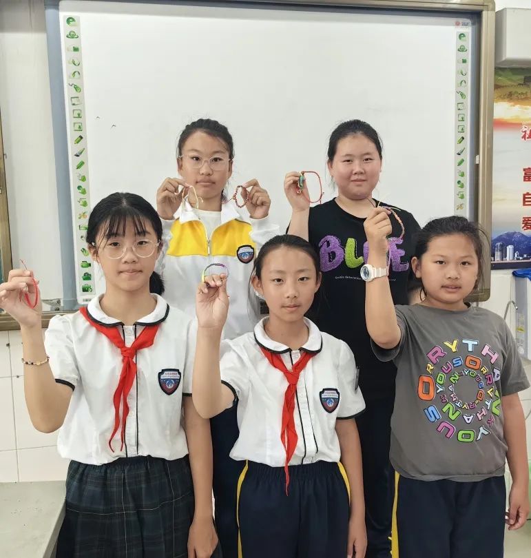 粽叶飘香迎端午 传统文化润童心--湾里小学端午节实践活动 第68张 粽叶飘香迎端午 传统文化润童心--湾里小学端午节实践活动 第68张