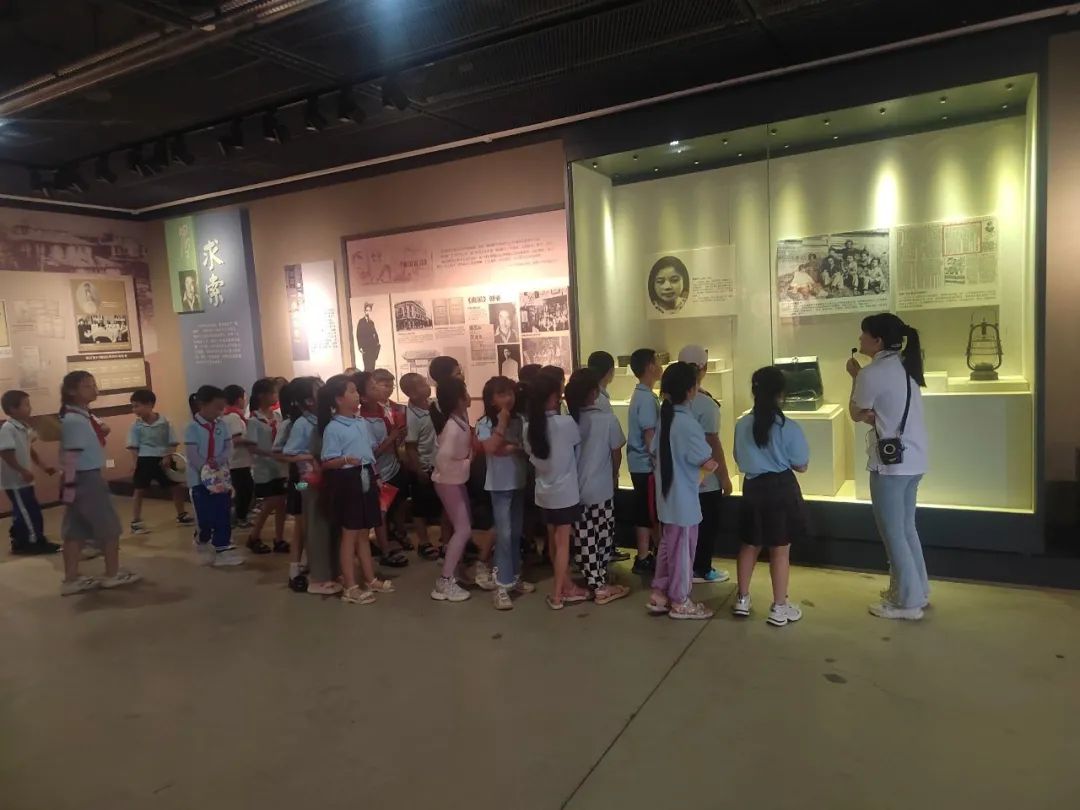 花园小学“国歌嘹亮 耕读童年”——庆六一•红领巾爱祖国研学实践活动 第24张 花园小学“国歌嘹亮 耕读童年”——庆六一•红领巾爱祖国研学实践活动 第24张
