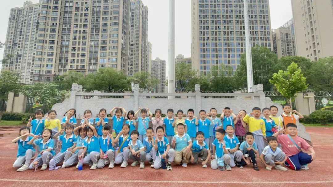 【园所活动】“小学初体验,衔接零距离”参观小学活动—长沙县星沙街道金鹰幼儿园 第25张 【园所活动】“小学初体验,衔接零距离”参观小学活动—长沙县星沙街道金鹰幼儿园 第25张