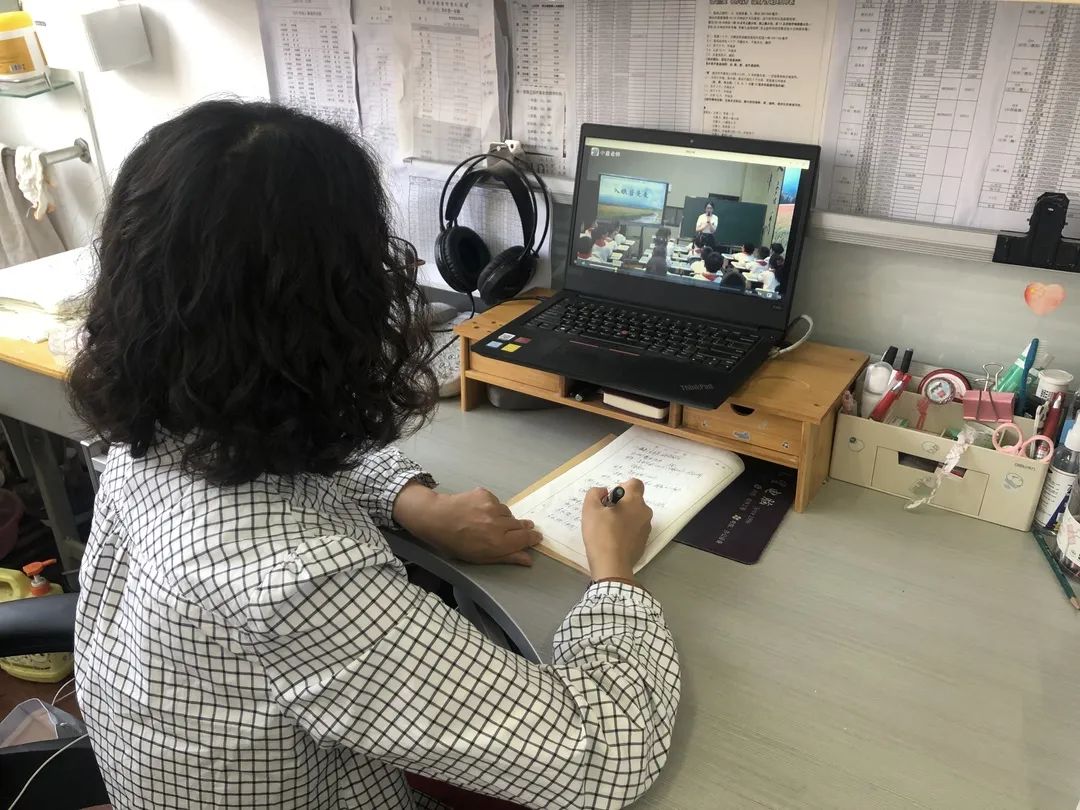 静品夏意,深研教学——海门区德胜小学语文教师线上观摩南通市“振兴乡村教育”联盟学校成立仪式暨首次教学研讨活动 第22张 静品夏意,深研教学——海门区德胜小学语文教师线上观摩南通市“振兴乡村教育”联盟学校成立仪式暨首次教学研讨活动 第22张