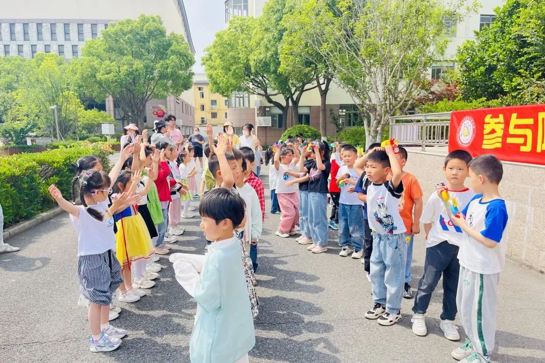 【小幼衔接】你好,小学——洪庙小学小幼衔接之“走进小学”活动 第25张 【小幼衔接】你好,小学——洪庙小学小幼衔接之“走进小学”活动 第25张