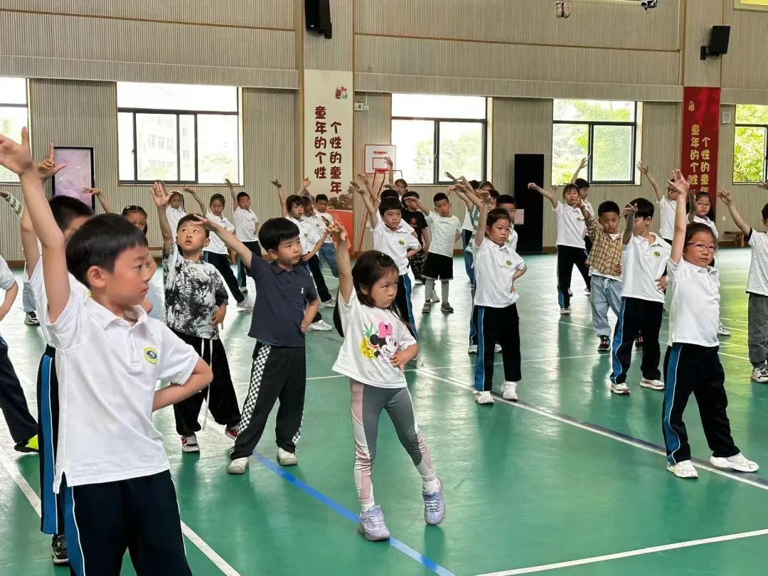 “趣”探小学,共“衔”成长 第60张