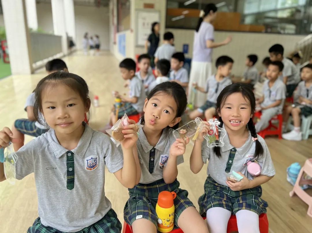 小学之初印象——华南师范大学幼教实验基地·新世界凯粤湾实验幼儿园大班级参观小学 第37张 小学之初印象——华南师范大学幼教实验基地·新世界凯粤湾实验幼儿园大班级参观小学 第37张