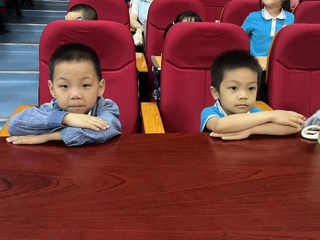 【园所活动】“小学初体验,衔接零距离”参观小学活动—长沙县星沙街道金鹰幼儿园 第20张 【园所活动】“小学初体验,衔接零距离”参观小学活动—长沙县星沙街道金鹰幼儿园 第20张