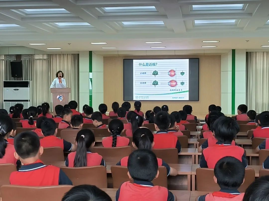 济南市第二人民医院到龙桑寺镇中心小学开展“送知识、保健康、献爱心”系列活动 第2张 济南市第二人民医院到龙桑寺镇中心小学开展“送知识、保健康、献爱心”系列活动 第2张