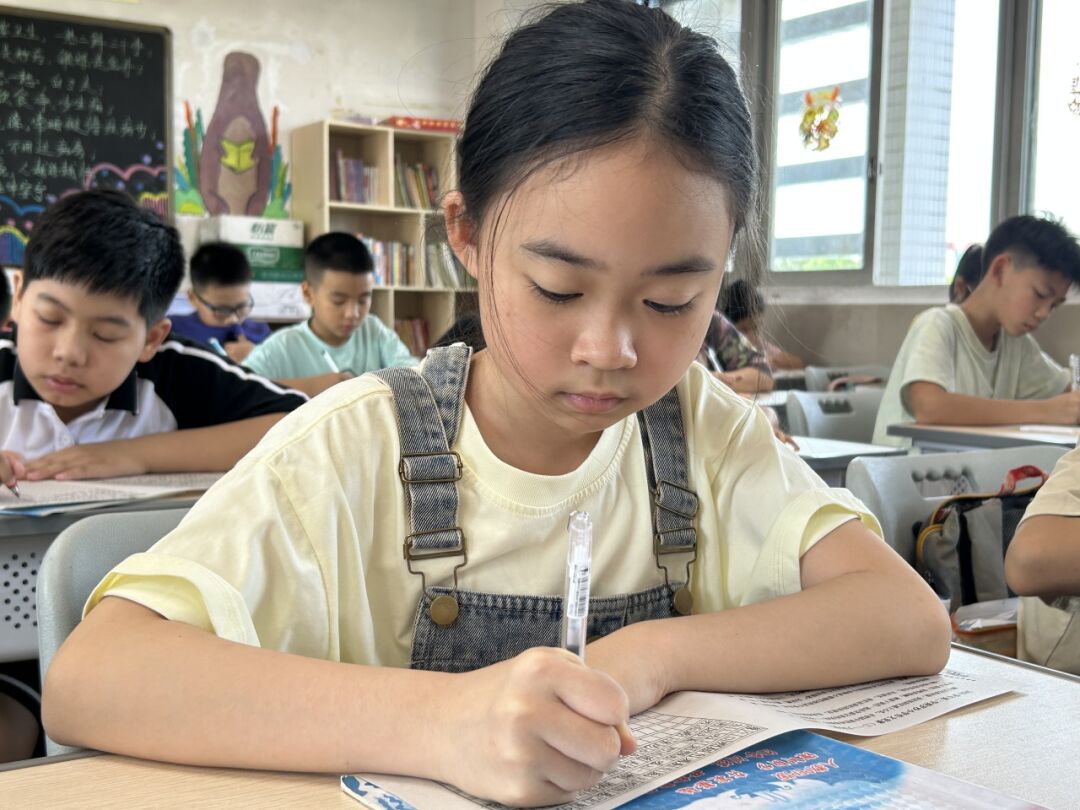 书香拼墨痕 妙笔书感悟 ——罗沙小学开展生命教育感悟现场作文竞赛活动 第18张 书香拼墨痕 妙笔书感悟 ——罗沙小学开展生命教育感悟现场作文竞赛活动 第18张