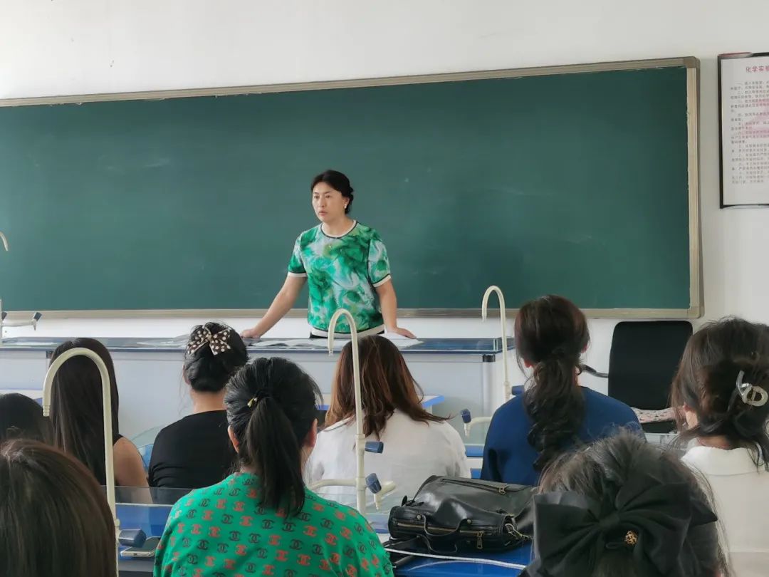 用爱护航 决胜中考——营口市第二十九中学召开九年级中考考前家长会 第9张 用爱护航 决胜中考——营口市第二十九中学召开九年级中考考前家长会 第9张