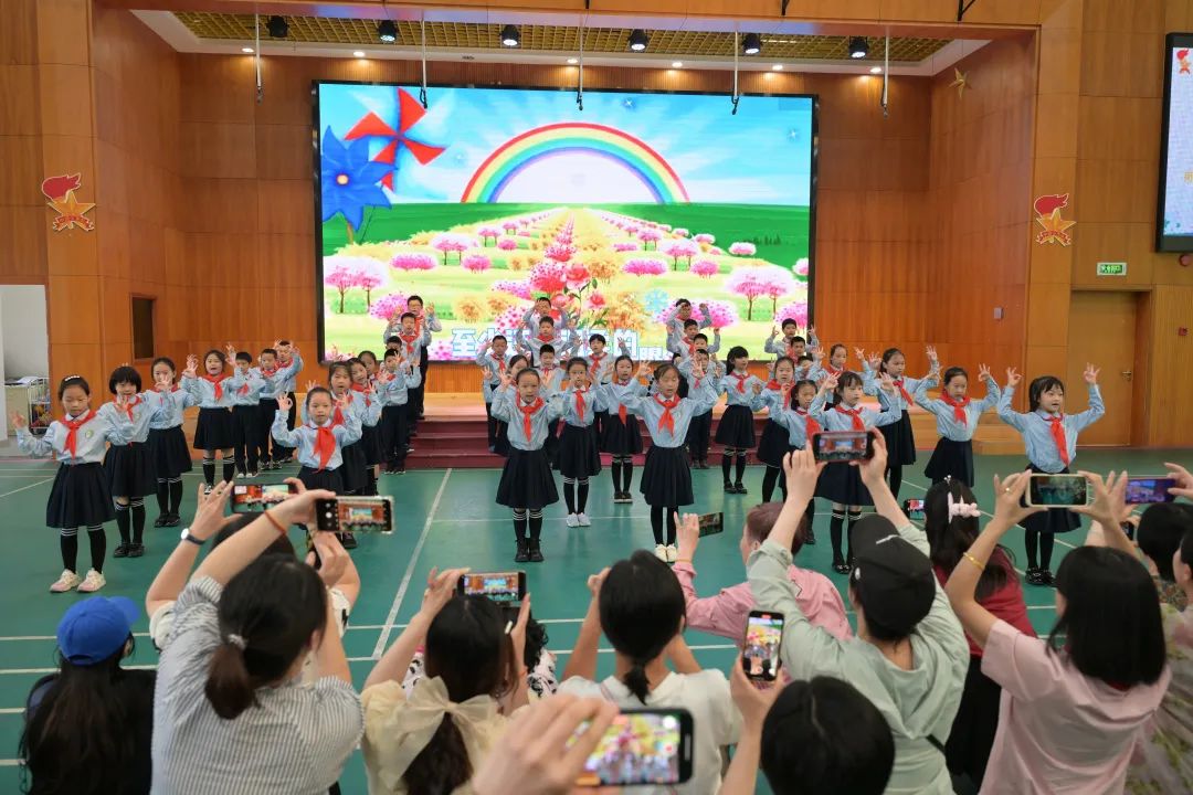 入队仪式丨2024年度闵行区虹桥中心小学少先队入队仪式 第98张 入队仪式丨2024年度闵行区虹桥中心小学少先队入队仪式 第98张