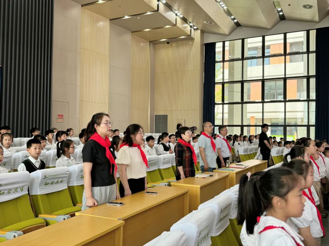 【友谊路小学 情感德育】我骄傲,我是少先队员! 第30张