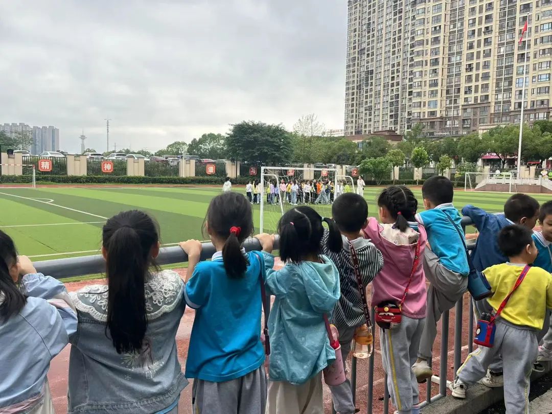 【园所活动】“小学初体验,衔接零距离”参观小学活动—长沙县星沙街道金鹰幼儿园 第19张 【园所活动】“小学初体验,衔接零距离”参观小学活动—长沙县星沙街道金鹰幼儿园 第19张