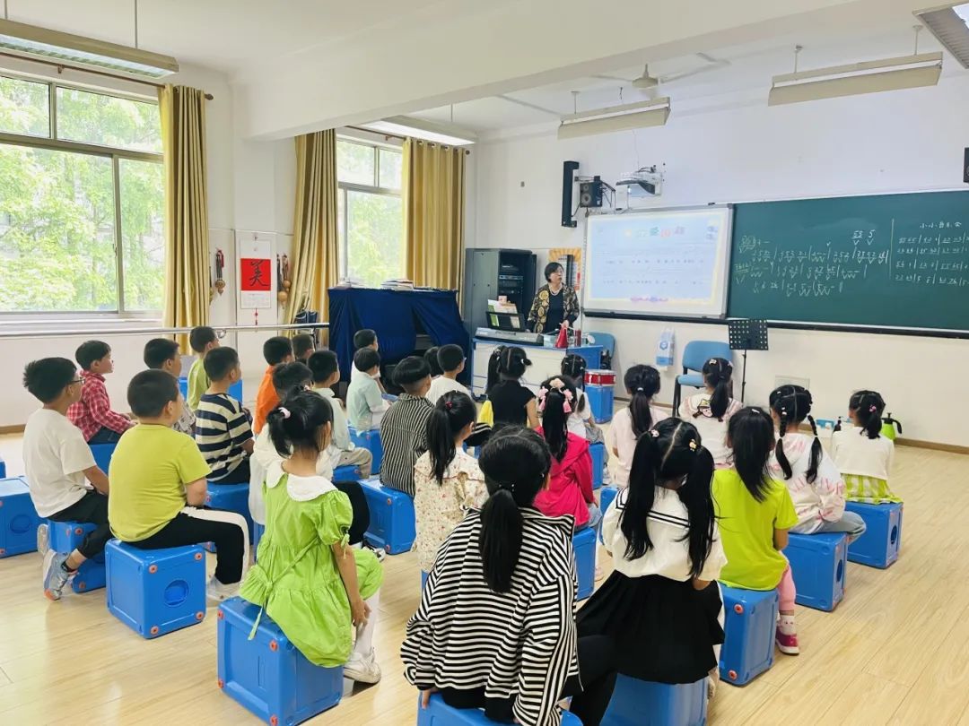 【小幼衔接】你好,小学——洪庙小学小幼衔接之“走进小学”活动 第20张 【小幼衔接】你好,小学——洪庙小学小幼衔接之“走进小学”活动 第20张