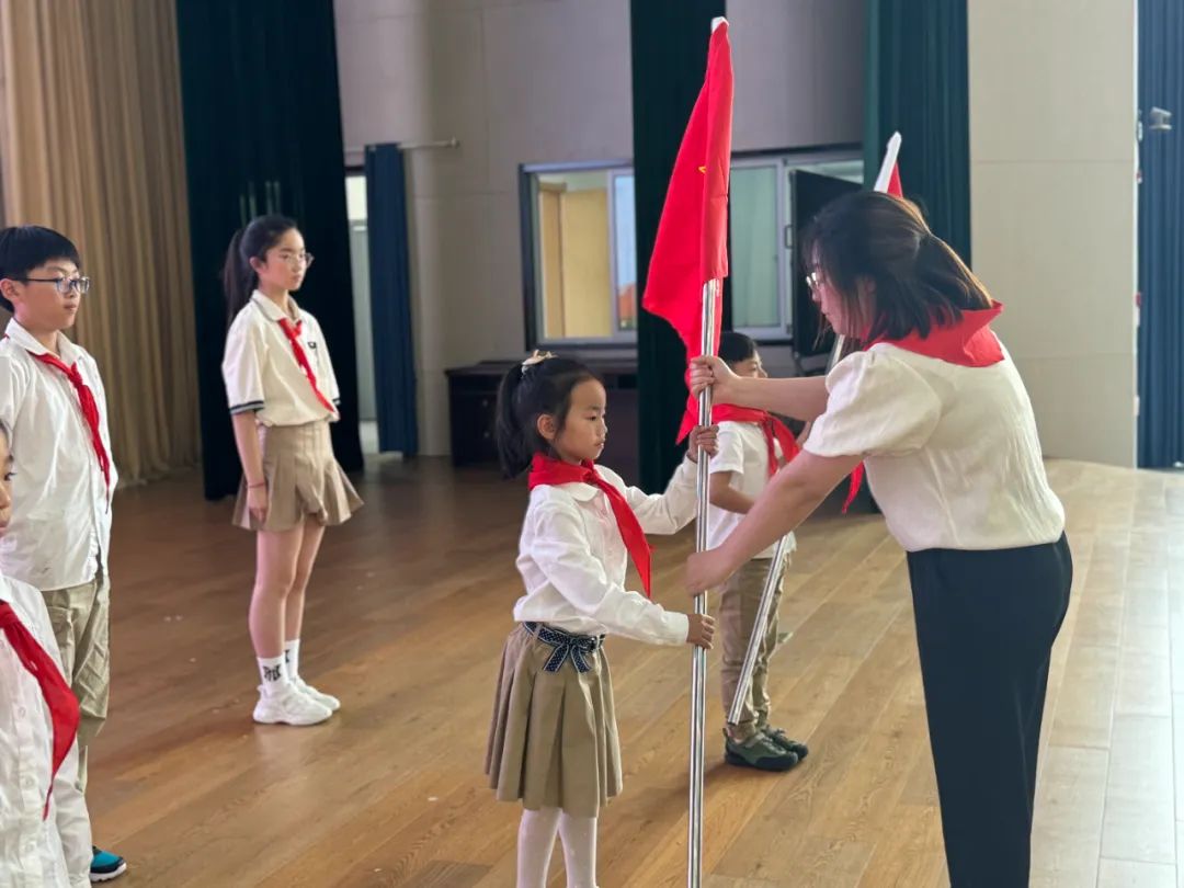 【友谊路小学 情感德育】我骄傲,我是少先队员! 第40张