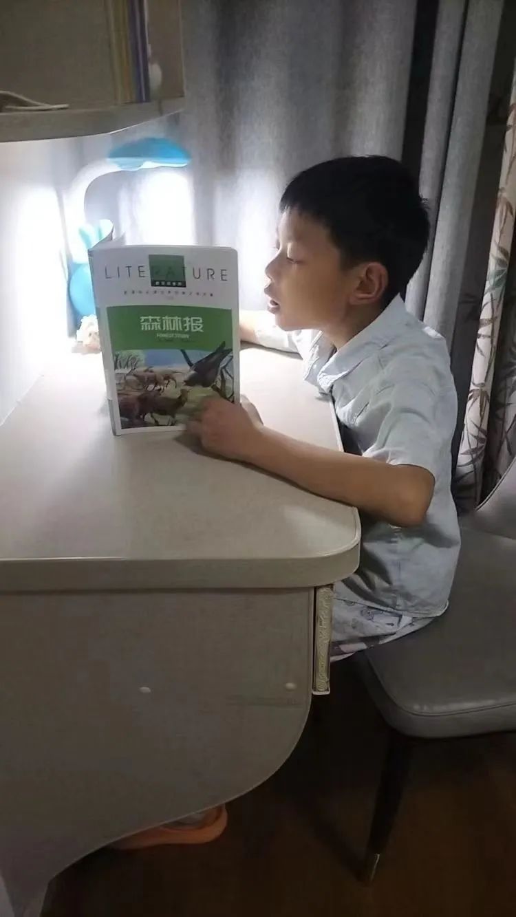 狄公小学班班共读系列之书香满园“阅”读“悦”美 ——狄公小学四年级班班共读 第21张 狄公小学班班共读系列之书香满园“阅”读“悦”美 ——狄公小学四年级班班共读 第21张