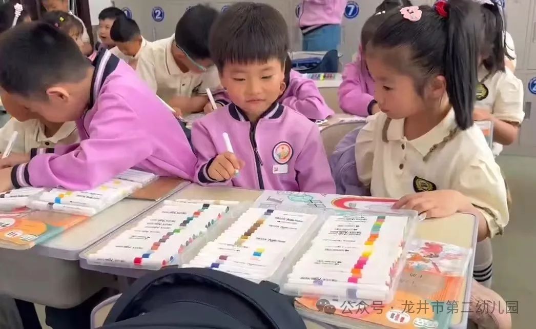 【幼儿活动】“趣”探小学,“幼”见成长——龙井市第二幼儿园携手龙井市东山实验小学开展参观小学活动 第49张