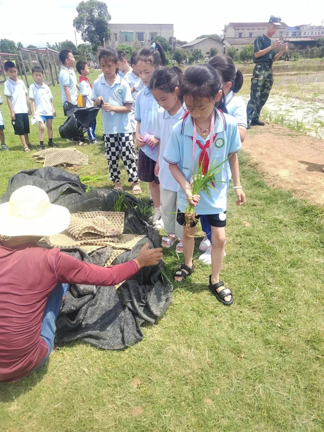 花园小学“国歌嘹亮 耕读童年”——庆六一•红领巾爱祖国研学实践活动 第56张 花园小学“国歌嘹亮 耕读童年”——庆六一•红领巾爱祖国研学实践活动 第56张