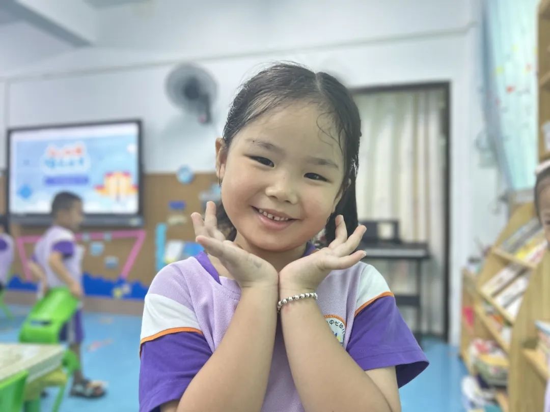 一场与小学的亲密对话——琼海市长坡镇中心幼儿园幼小衔接活动之参观小学 第23张 一场与小学的亲密对话——琼海市长坡镇中心幼儿园幼小衔接活动之参观小学 第23张