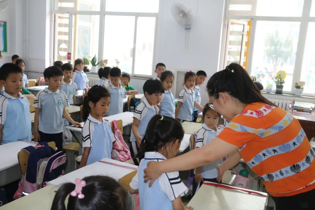 礼遇小学 筑梦成长——丰润区迎宾路幼儿园参观小学活动 第39张 礼遇小学 筑梦成长——丰润区迎宾路幼儿园参观小学活动 第39张