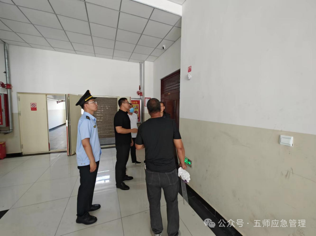 助力高考 护航圆梦——第五师双河市应急管理局开展高考前消防安全专项检查 第1张