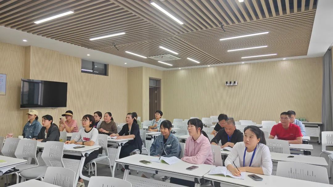研题明方向 导学促成长 | 实验小学数学组开展教学改进研讨 第5张