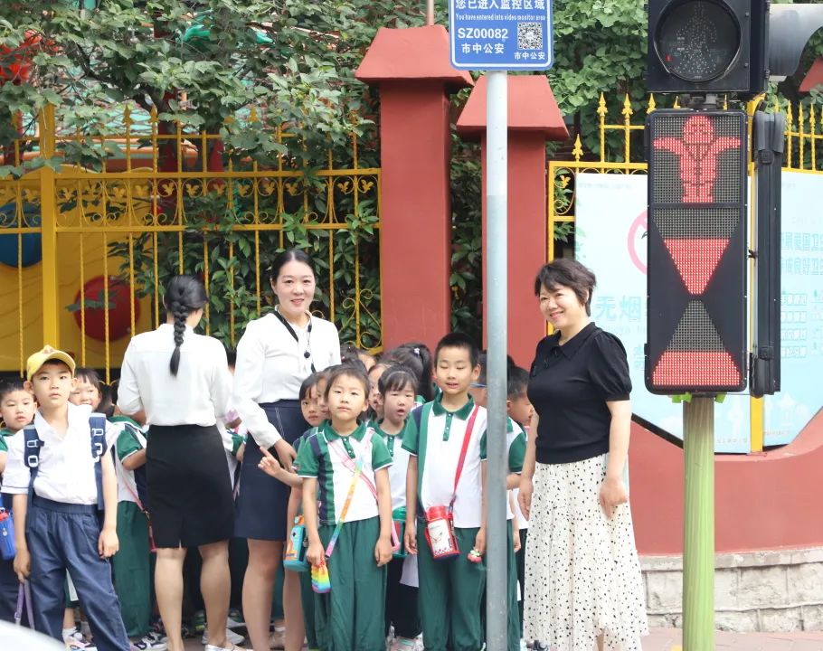 【幼小衔接】小学长啥样?我想去看看——济南市经五路幼儿园幼小衔接系列活动之走进小学 第30张 【幼小衔接】小学长啥样?我想去看看——济南市经五路幼儿园幼小衔接系列活动之走进小学 第30张