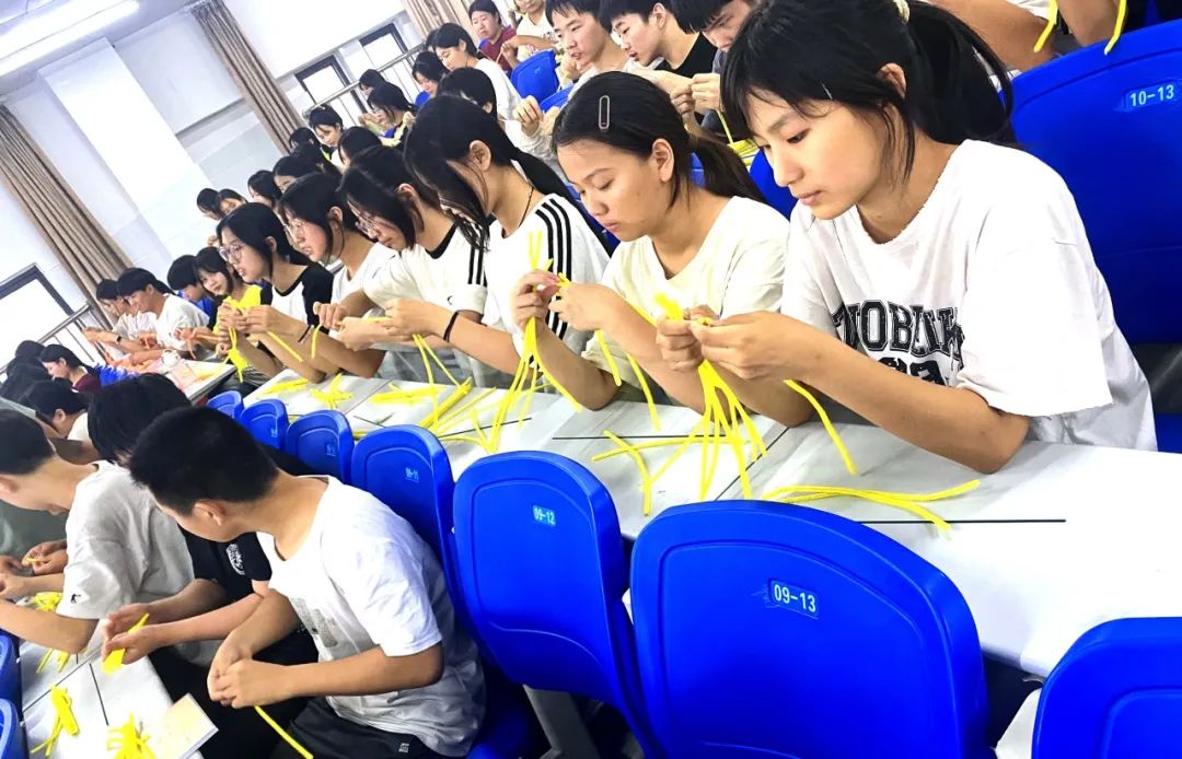 用“心”保驾护航,助力中考圆梦|周口市第三实验学校邀请周口市第六人民医院心理辅导团队助力中考 第7张 用“心”保驾护航,助力中考圆梦|周口市第三实验学校邀请周口市第六人民医院心理辅导团队助力中考 第7张