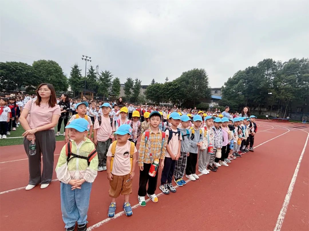 走进小学,礼遇成长 第9张