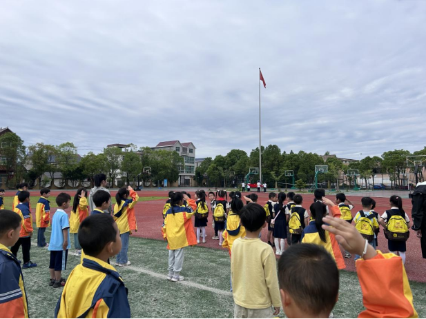 你好,小学!与香屯幼儿园共赴一场九月之约 第61张 你好,小学!与香屯幼儿园共赴一场九月之约 第61张