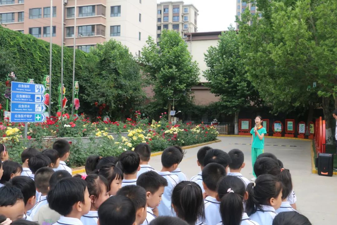 礼遇小学 筑梦成长——丰润区迎宾路幼儿园参观小学活动 第8张 礼遇小学 筑梦成长——丰润区迎宾路幼儿园参观小学活动 第8张