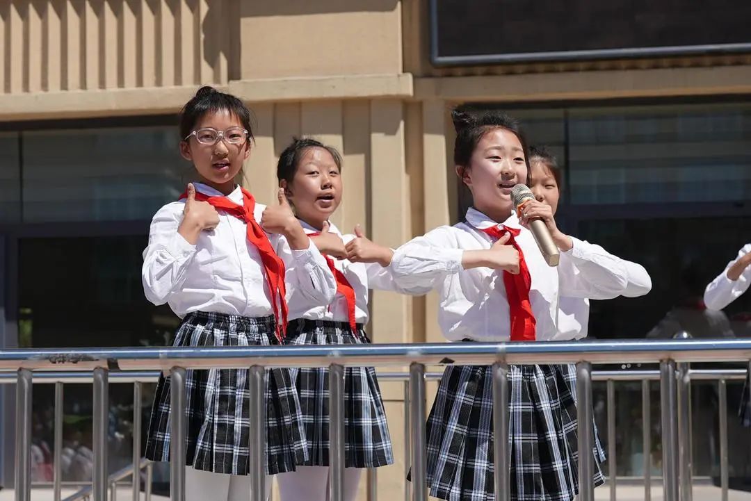 红领巾爱祖国 好少年心向党‖南台小学2024年新队员入队仪式 第29张