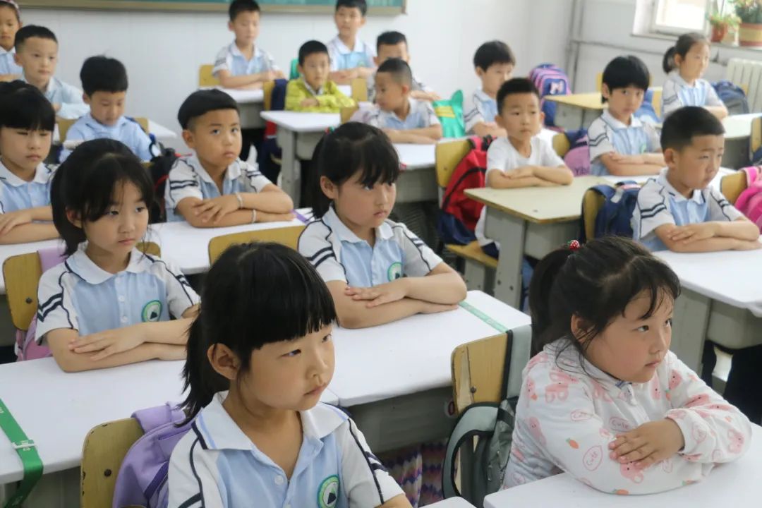 礼遇小学 筑梦成长——丰润区迎宾路幼儿园参观小学活动 第37张 礼遇小学 筑梦成长——丰润区迎宾路幼儿园参观小学活动 第37张