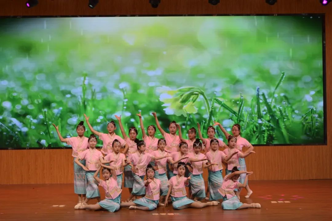 红军小学 | 延安黄龙瓦子街战役红军小学2024年“童心向党庆六一 延安精神代代传”表彰大会暨文艺汇演 第36张