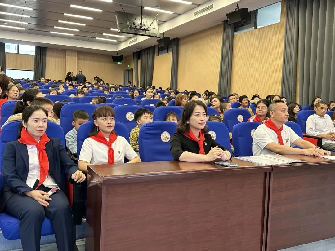 初探小学·礼遇成长 ——潼南区琼江幼儿园大班参观小学实践 第36张