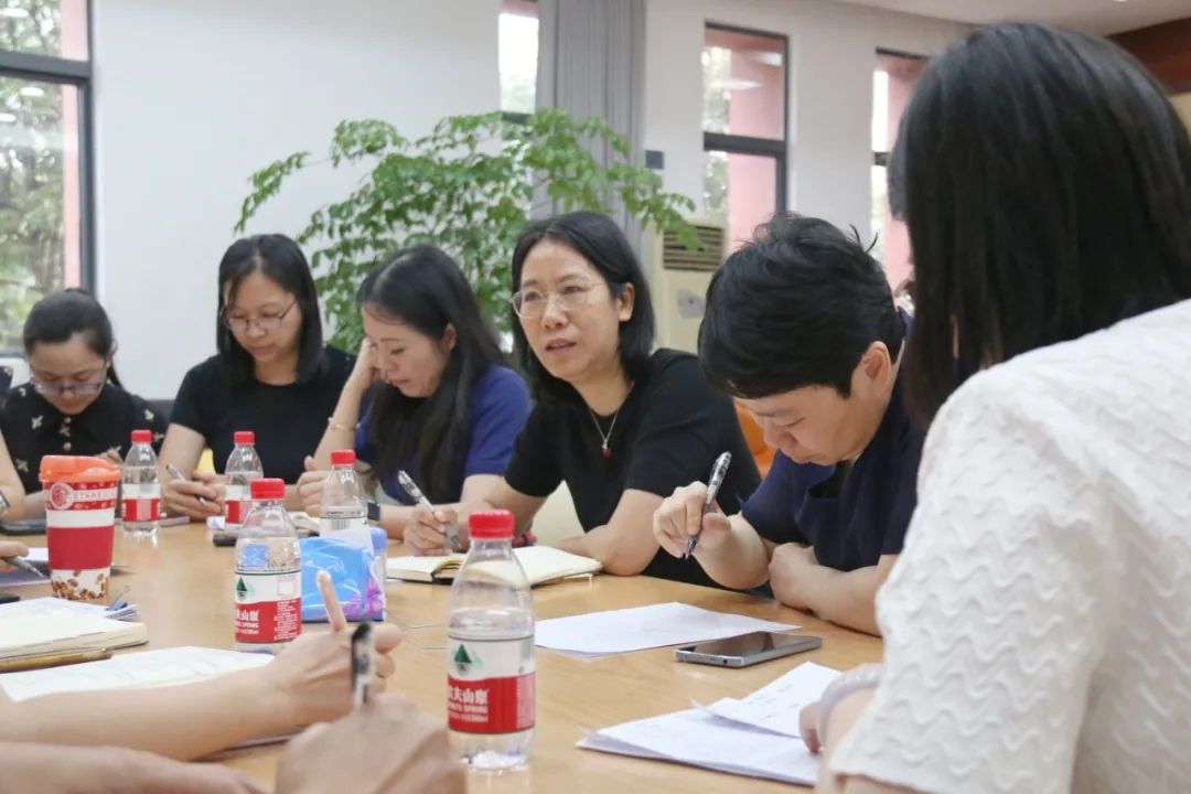 【莞城建设小学教育集团】语文科组教研模式展示暨教研组长成长营第八次活动 第12张 【莞城建设小学教育集团】语文科组教研模式展示暨教研组长成长营第八次活动 第12张