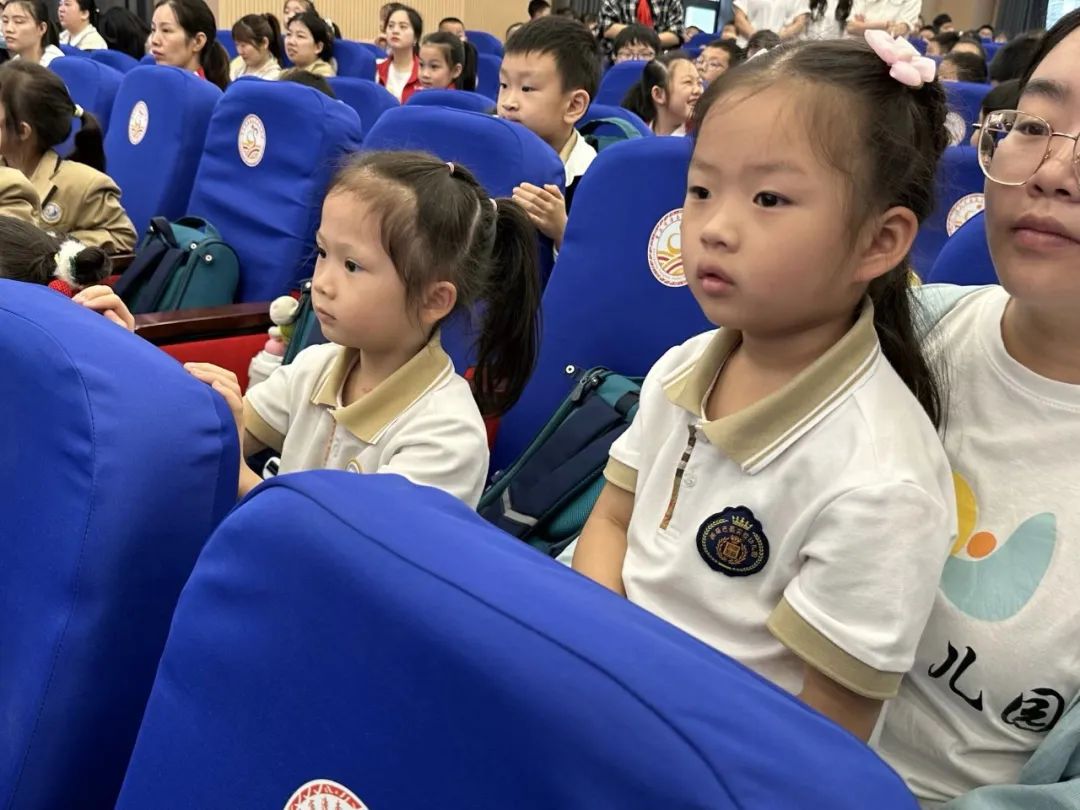 初探小学·礼遇成长 ——潼南区琼江幼儿园大班参观小学实践 第50张