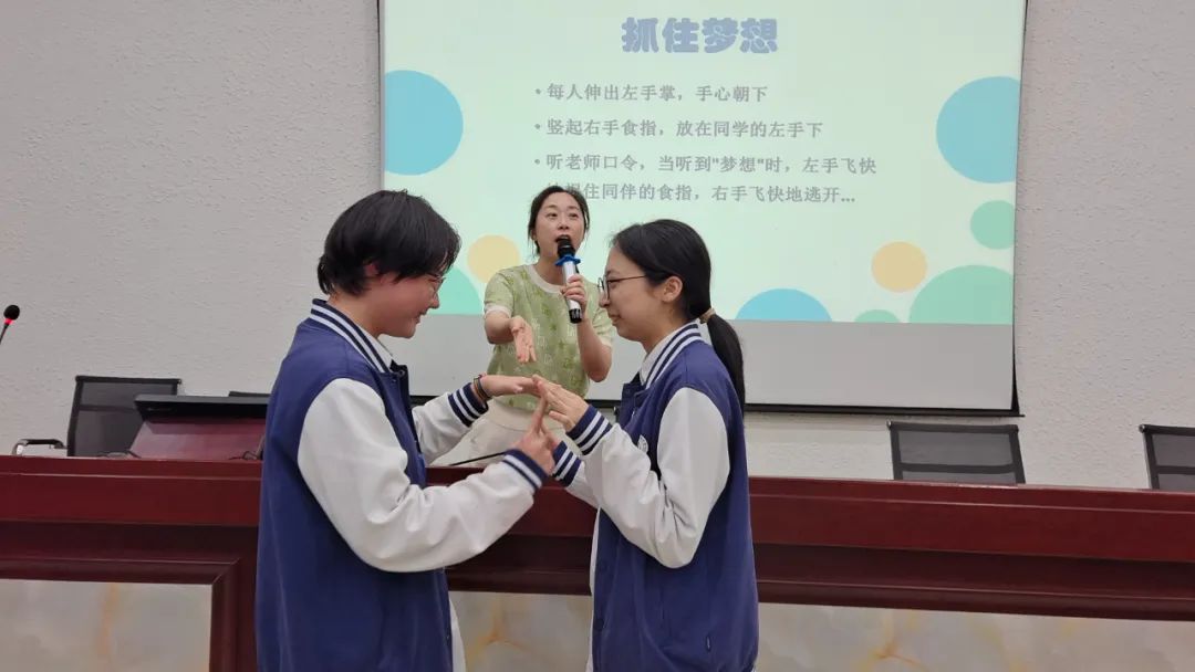 阳光心理 助力中考——陈屿中学开展考前心理讲座 第13张 阳光心理 助力中考——陈屿中学开展考前心理讲座 第13张