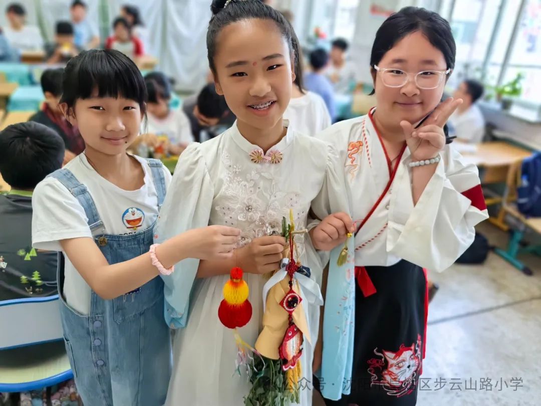 【步云山路小学·教学】浪漫盛夏 与“粽”不同-----皇姑区步云山路小学别样端午节来喽! 第80张 【步云山路小学·教学】浪漫盛夏 与“粽”不同-----皇姑区步云山路小学别样端午节来喽! 第80张